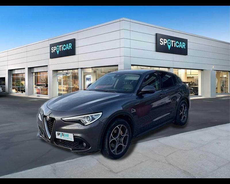 Usata Alfa Romeo Stelvio Executive 210 CV (154 kW) 2019 Grigio SUV