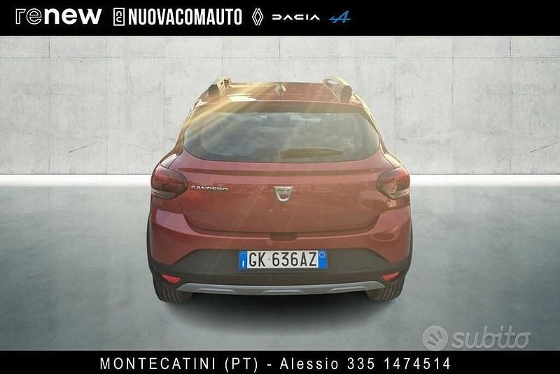 Usata Dacia Sandero Comfort 101 CV (74 kW) 2022 Rosso Berlina