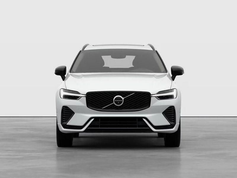 Nuova Volvo XC60 Plus 250 CV (183 kW) 2026 Bianco SUV