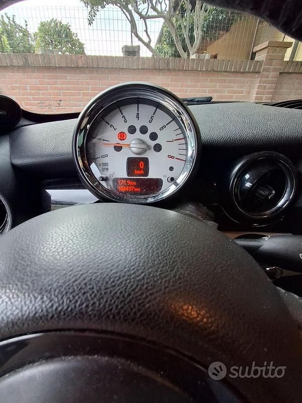 Usata Mini Cooper S 184 CV (135 kW) 2011 Nero Utilitaria