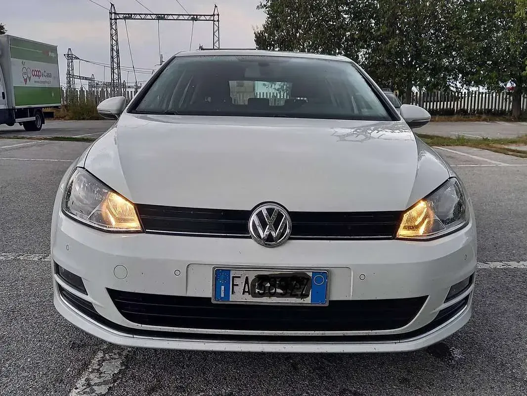 Usata VW Golf VII Executive 110 CV (80 kW) 2015 Bianco Berlina