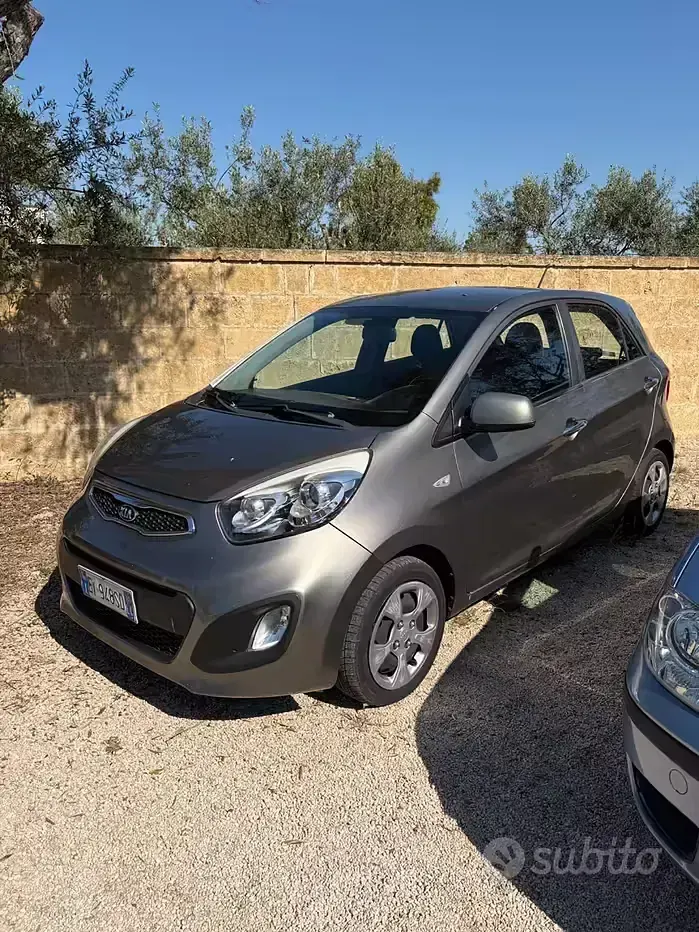 Occasion Kia Picanto 67 ch (49 kW) 2014 Gris Citadine