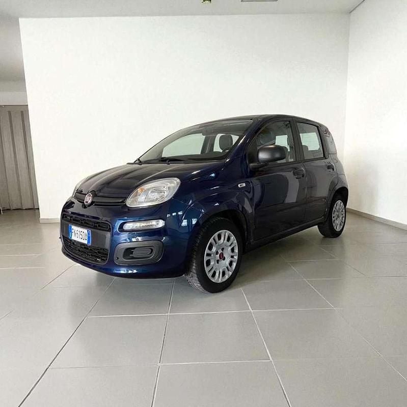 Blu Usata 2018 Fiat Panda Lounge Tre volumi | 7390 € (Buon prezzo) - Immagine 1/4
