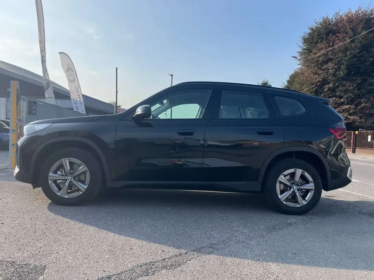 Usata BMW X1 150 CV (110 kW) 2024 Nero SUV