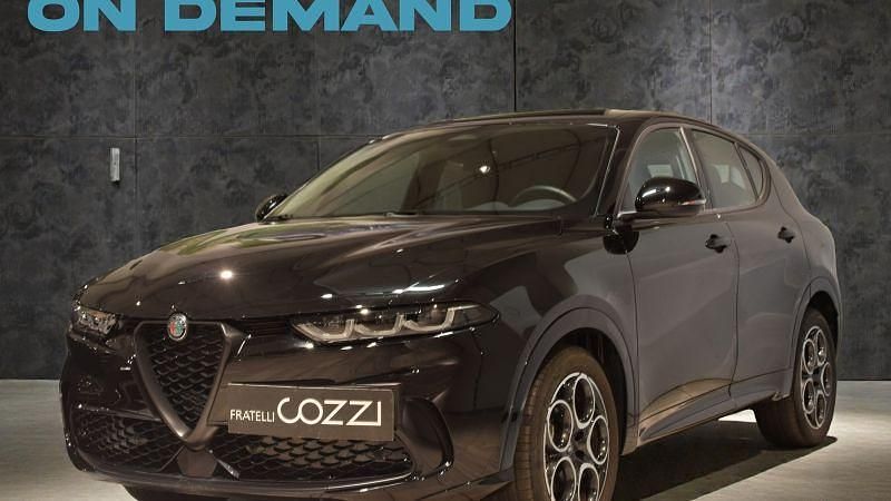 Nuova Alfa Romeo Tonale Sprint 131 CV (96 kW) 2025 Rosso SUV