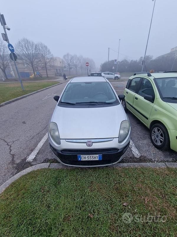 Usata Fiat Punto 2010 Grigio Utilitaria