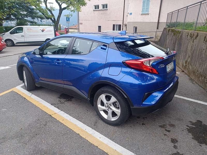 Usata Toyota C-HR Lounge 98 CV (72 kW) 2018 SUV