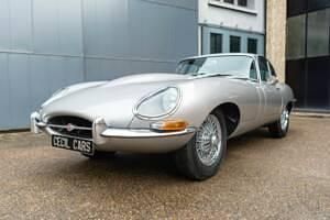Usata Jaguar E-Type 269 CV (197 kW) 1965 Grigio Coupé
