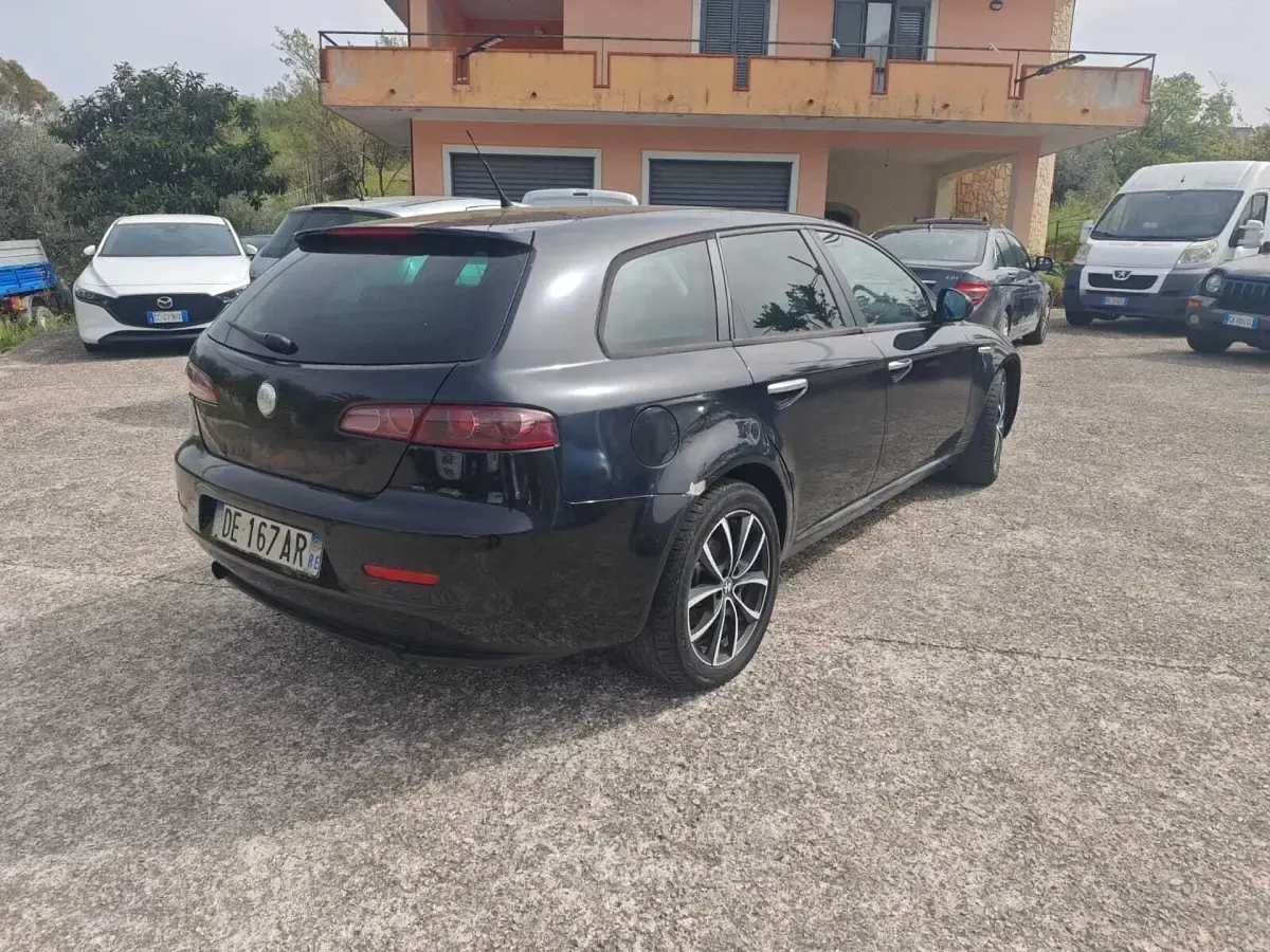 Usata Alfa Romeo 159 120 CV (88 kW) 2007 Nero Station wagon