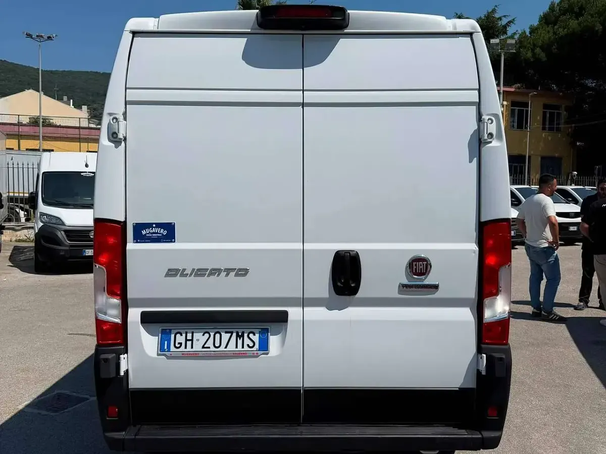 Usata Fiat Ducato 140 CV (102 kW) 2022 Bianco Furgone