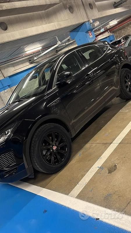 Usata Jaguar E-Pace 180 CV (132 kW) 2020 SUV