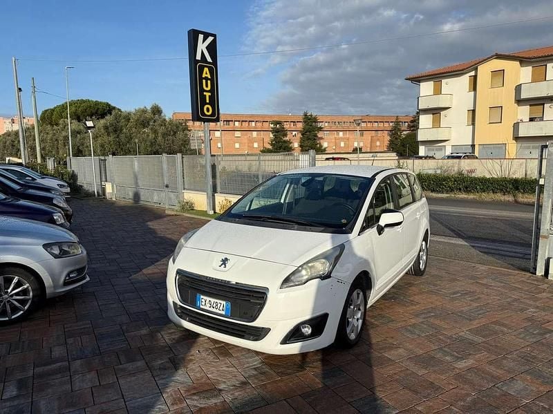 Usata Peugeot 5008 Business-Line 114 CV (83 kW) 2014 Other Monovolume