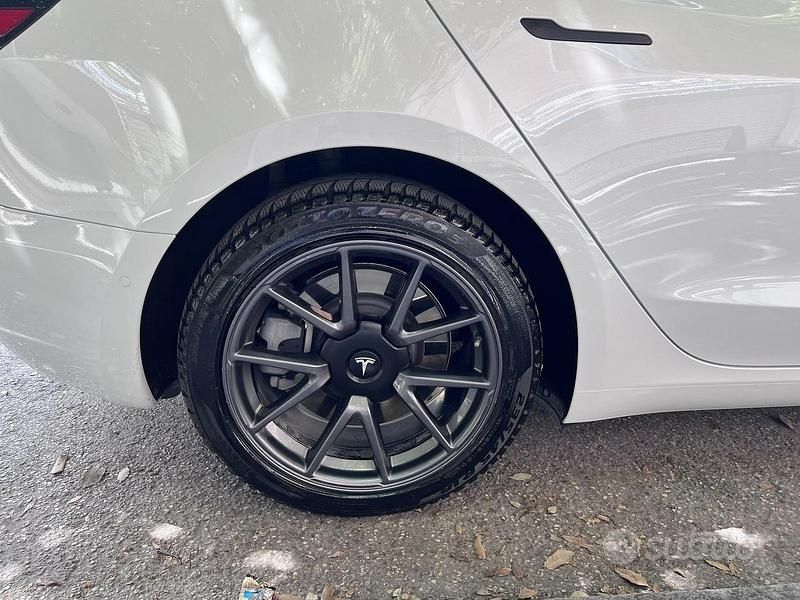 Usata Tesla Model 3 Long Range AWD 11 kW (15 CV) 2021 Bianco Berlina