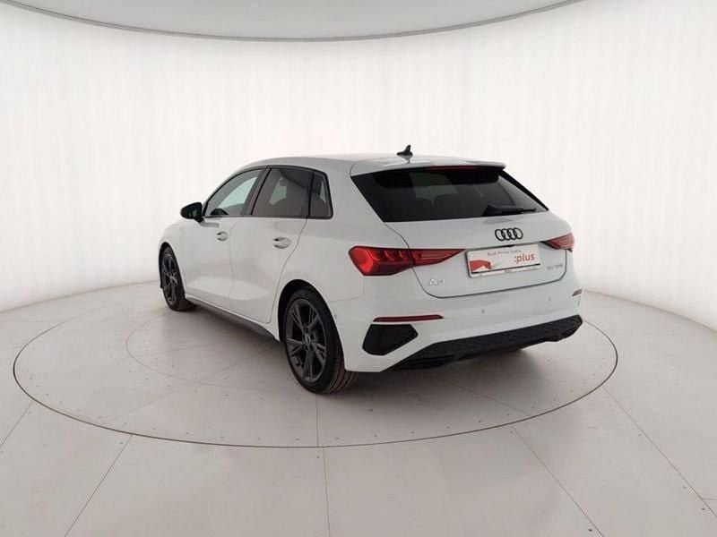 Usata Audi A3 S-Line 150 CV (110 kW) 2021 Bianco metallizzato Berlina
