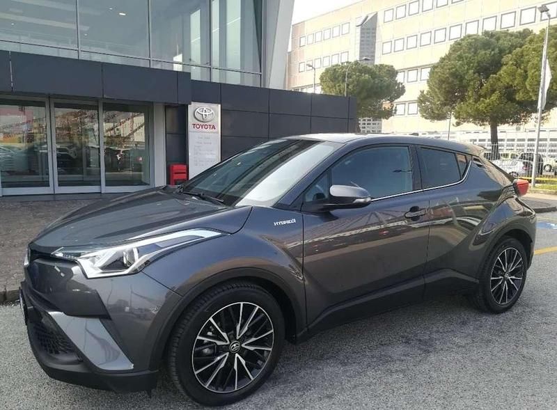 Usata Toyota C-HR Trend 98 CV (72 kW) 2018 Grigio SUV