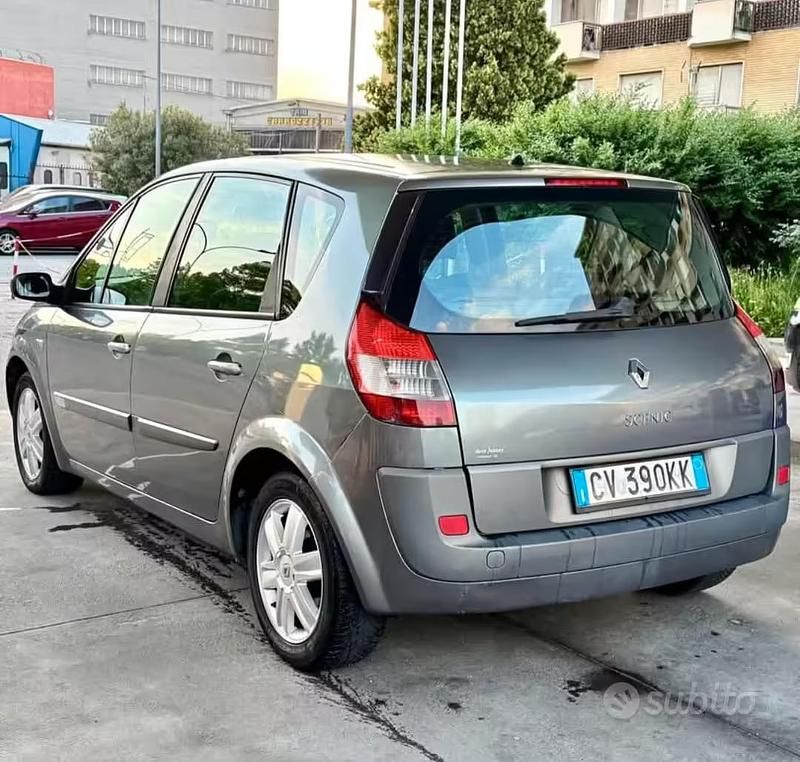 Usata Renault Scénic II 2005 Monovolume