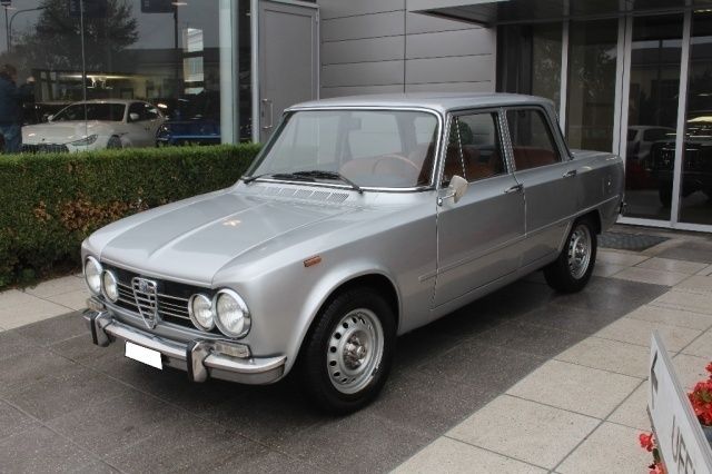 Alfa Romeo Giulia 1300 Usata 16 Alfa Romeo Giulia 1300