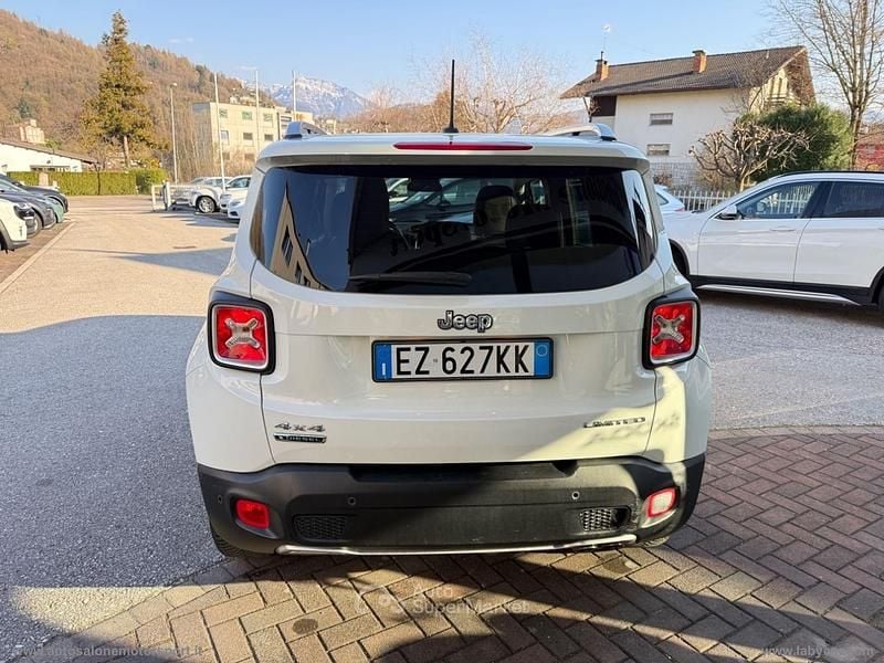 Usata Jeep Renegade Limited 140 CV (102 kW) 2015 Bianco SUV
