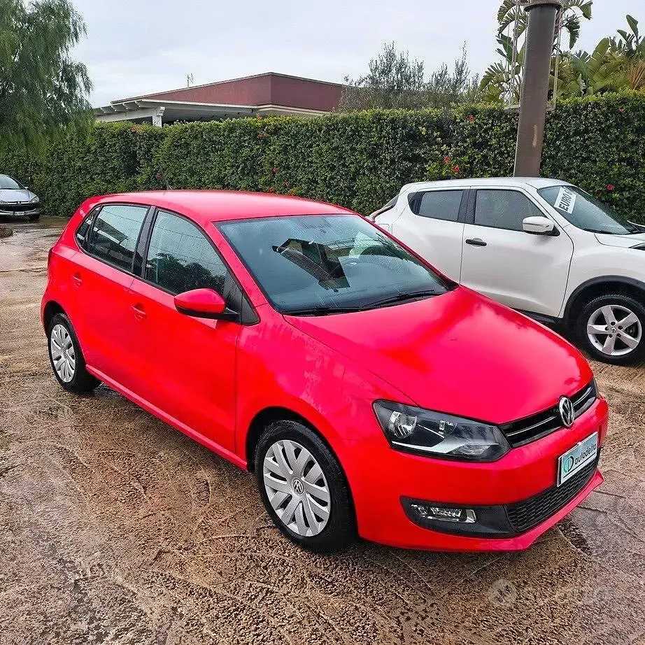 Usata VW Polo Comfortline 75 CV (55 kW) 2015 Rosso Berlina