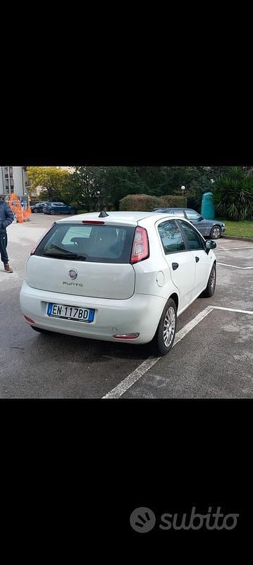 Usata Fiat Punto Evo 75 CV (55 kW) 2012 Bianco Utilitaria