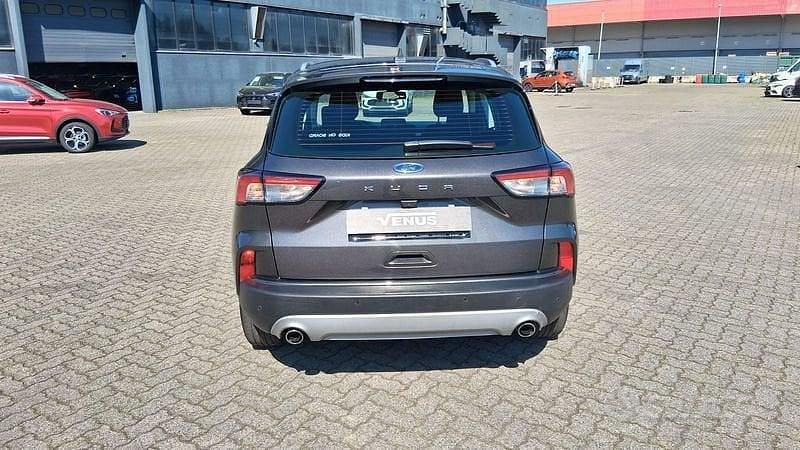 Usata Ford Kuga Titanium 120 CV (88 kW) 2020 Grigio SUV