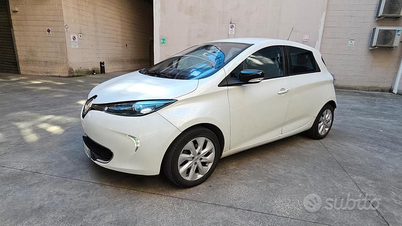 Usata Renault Zoe Intens 64 kW (88 CV) 2015 Bianco Utilitaria