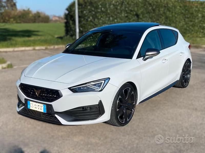 Usata Cupra Leon VZ 245 CV (180 kW) 2023 Bianco Berlina