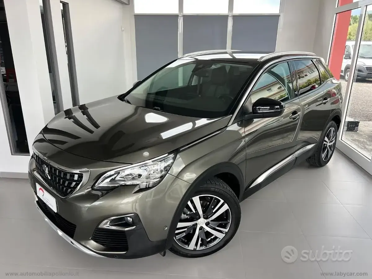Usata Peugeot 3008 Allure 130 CV (95 kW) 2018 Grigio SUV