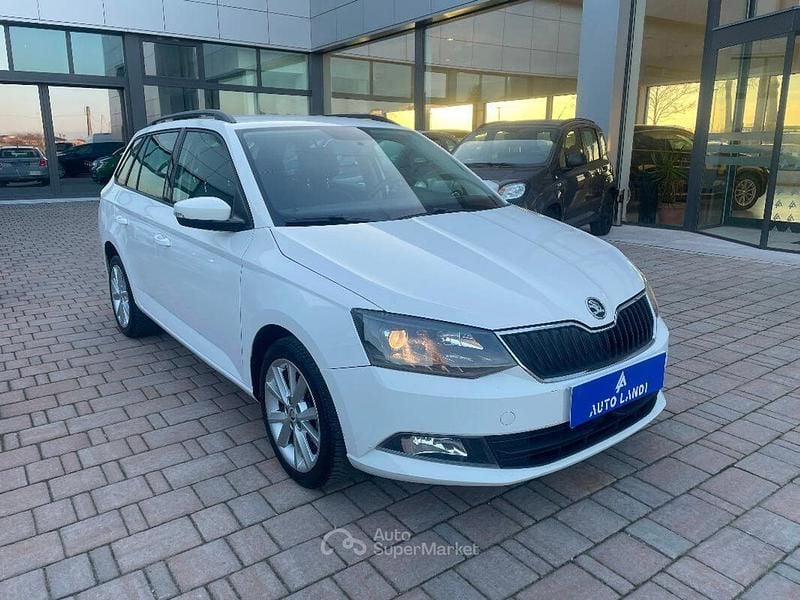 Usata Skoda Fabia Business Line 90 CV (66 kW) 2017 Bianco Berlina