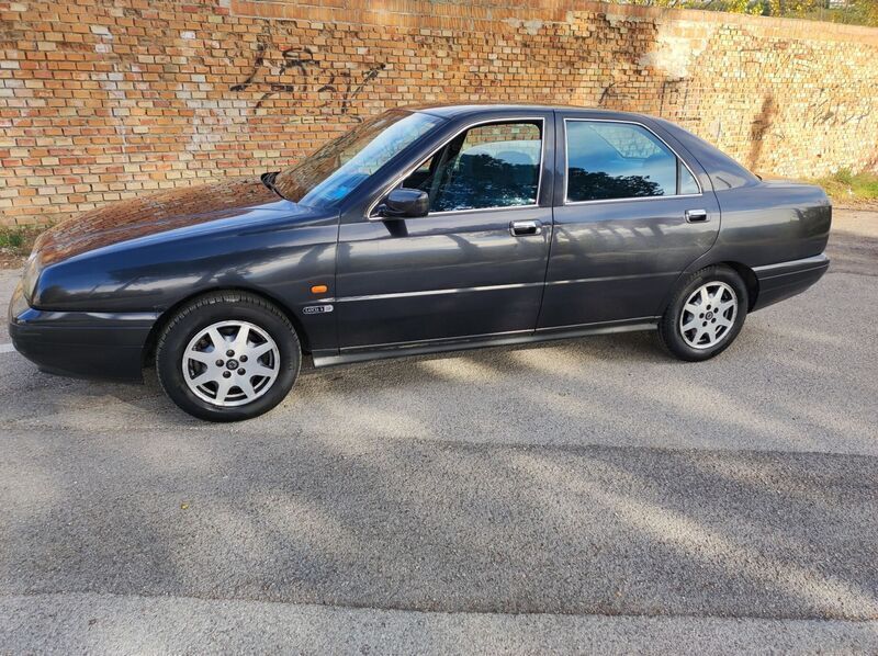 Usato 1997 Lancia Kappa 2.0 Benzin 145 CV (2.500 €)