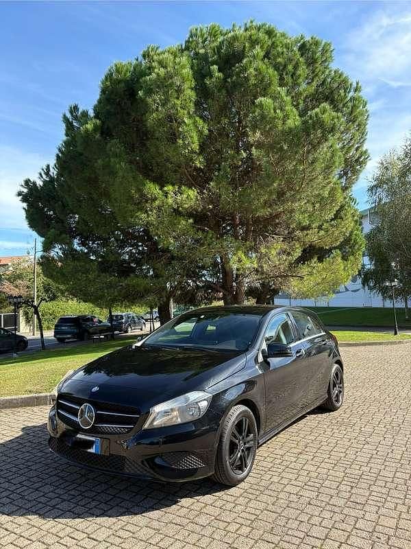 Usata Mercedes A180 Premium 109 CV (80 kW) 2014 Berlina