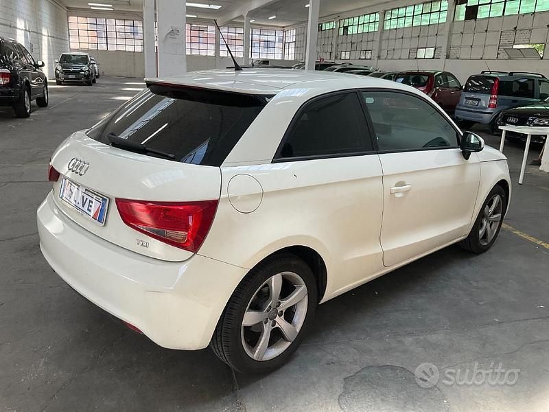Usata Audi A1 82 CV (60 kW) 2012 Bianco Utilitaria
