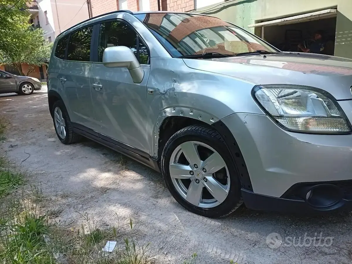 Usata Chevrolet Orlando 163 CV (119 kW) 2011 Monovolume