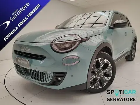 Käytetty Fiat 600 La Prima 110 HP (80 kW) 2025 Katumaasturi