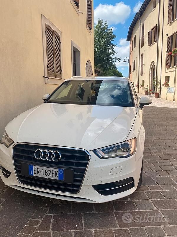 Bianco Usata 2013 Audi A3 Station wagon | 7500 € (Buon prezzo) - Immagine 1/2