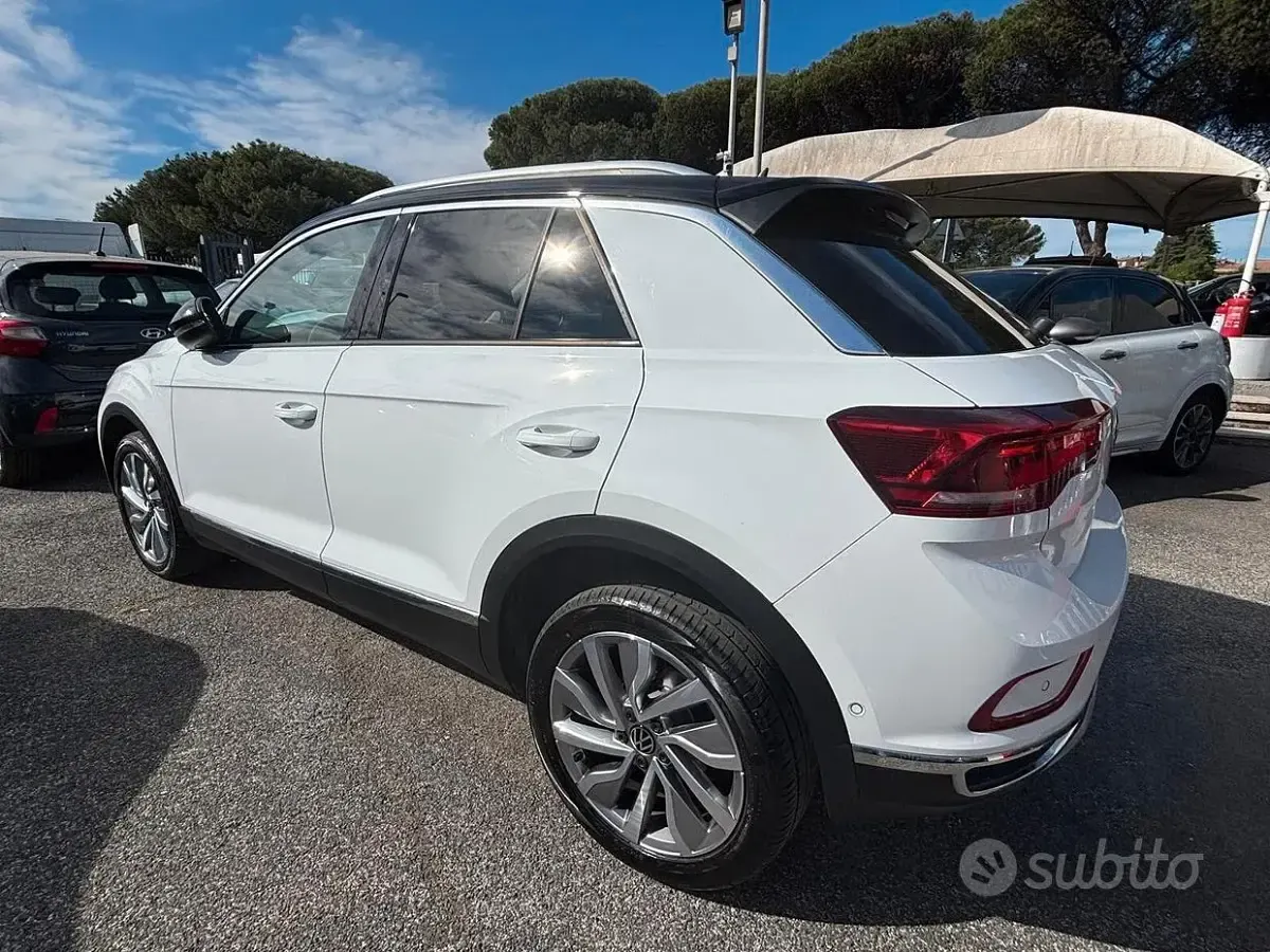 Usata VW T-Roc Style 110 CV (80 kW) 2023 Bianco SUV