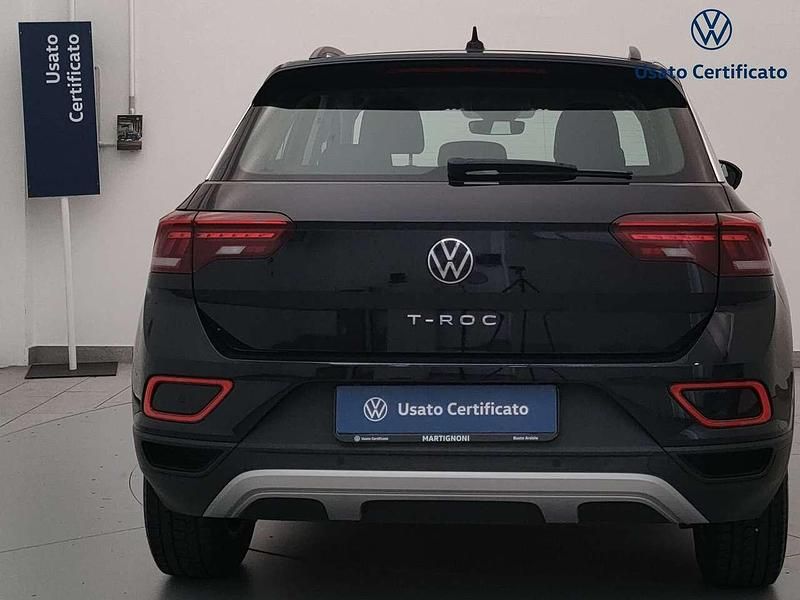 Usata VW T-Roc Life 110 CV (80 kW) 2022 Nero SUV