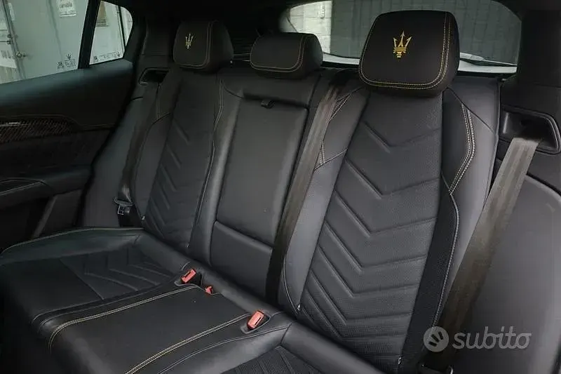 Usata Maserati Grecale 530 CV (389 kW) 2023 Grigio scuro SUV