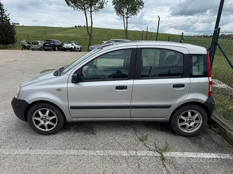 Usata Fiat Panda 54 CV (39 kW) 2007 Grigio Utilitaria