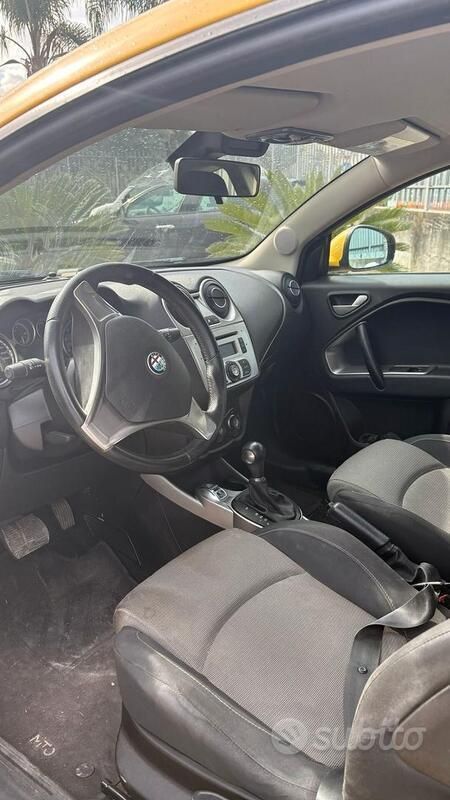 Usata Alfa Romeo MiTo 135 CV (99 kW) 2011 Giallo Utilitaria
