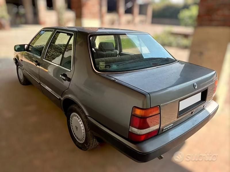 Usata Lancia Thema 1986 Grigio Berlina