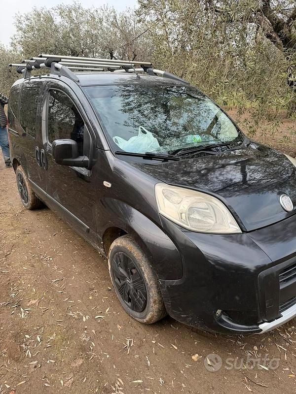 Usata Fiat Qubo Trekking 75 CV (55 kW) 2008 Nero Monovolume