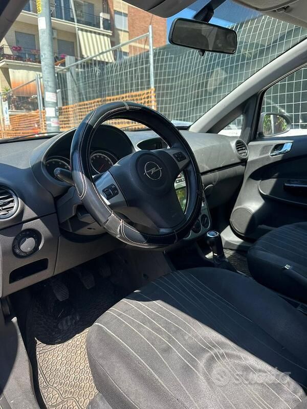 Usata Opel Corsa 75 CV (55 kW) 2009 Grigio Utilitaria
