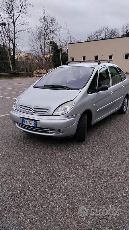 Usata Citroën Xsara Picasso 2007 Grigio Monovolume