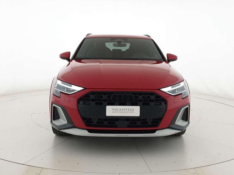 Nuova Audi A3 150 CV (110 kW) 2026 Rosso progressivo metallizzato Berlina