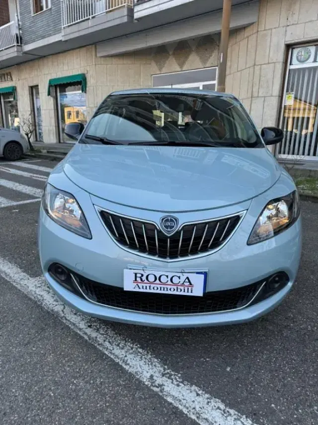 Usata Lancia Ypsilon S 69 CV (50 kW) 2024 Verde metallizzato Utilitaria