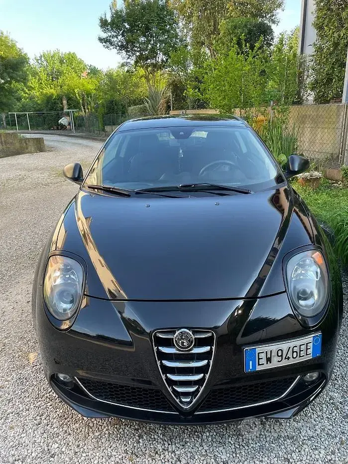 Usata Alfa Romeo MiTo 70 CV (51 kW) 2014 Nero Utilitaria