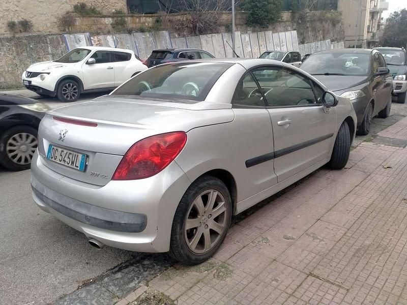 Usata Peugeot 207 CC 120 CV (88 kW) 2007 Grigio Cabrio