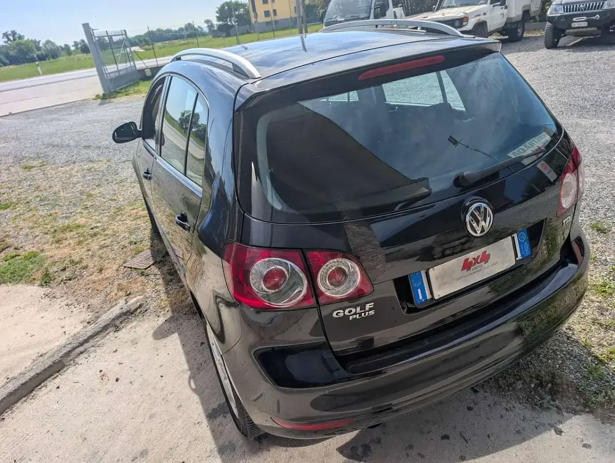Usata VW Golf Plus Cross Comfortline 105 CV (77 kW) 2010 Nero Monovolume