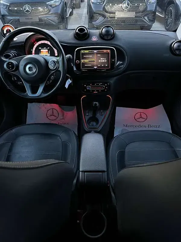 Usata Smart ForTwo Coupé 41 kW (56 CV) 2021 Utilitaria